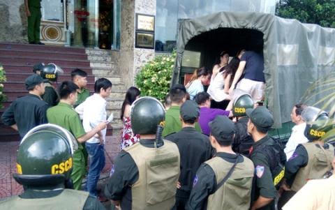 105 “dân chơi” dương tính với ma túy tại quán “bay” Ruby