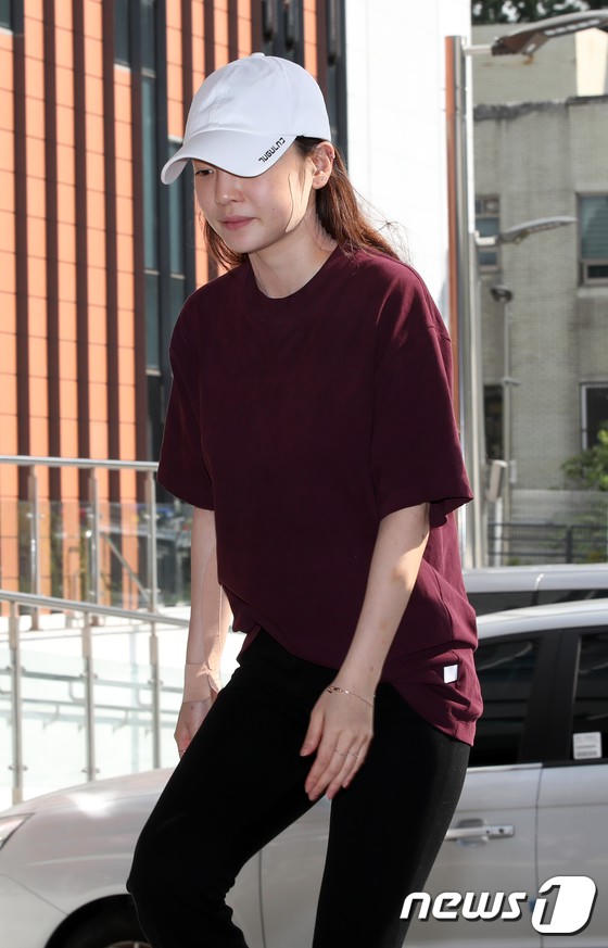 “Búp bê xinh đẹp” Goo Hara vướng lùm xùm hành hung bạn trai