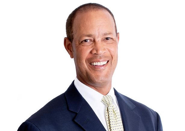 Công nương Meghan Markle lọt top 100 người da đen có ảnh hưởng và quyền lực nhất nước Anh