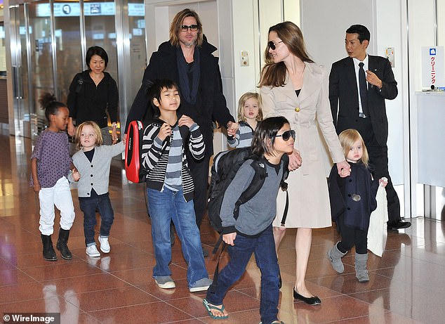 Cặp đôi đình đám Brad Pitt và Angelina Jolie sắp phân định quyền nuôi con
