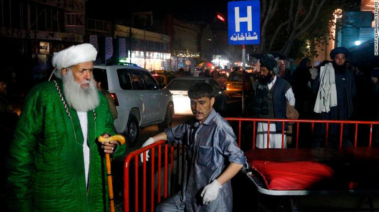  Ít nhất 50 người thiệt mạng trong vụ đánh bom tự sát ở thủ đô  Afghanistan