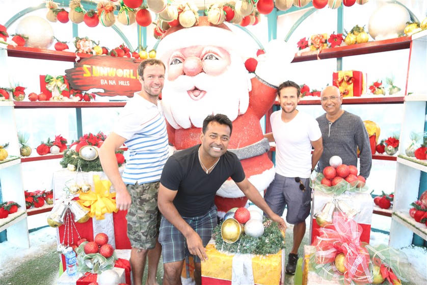 Cựu tay vợt số 1 thế giới từng giành 18 Grand Slam trải nghiệm Bà Nà Hills