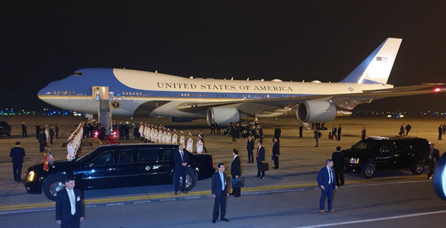 Tổng thống Donald Trump đã tới Việt Nam 