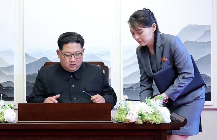 “Bộ tứ quyền lực” thân cận nhất, luôn theo sát tháp tùng ông Kim Jong un