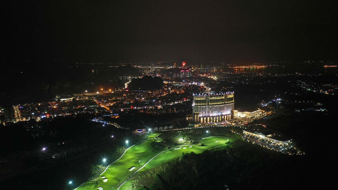 Roadshow FLC Hạ Long 2019 chào hè ấn tượng tại “miền đất hứa”