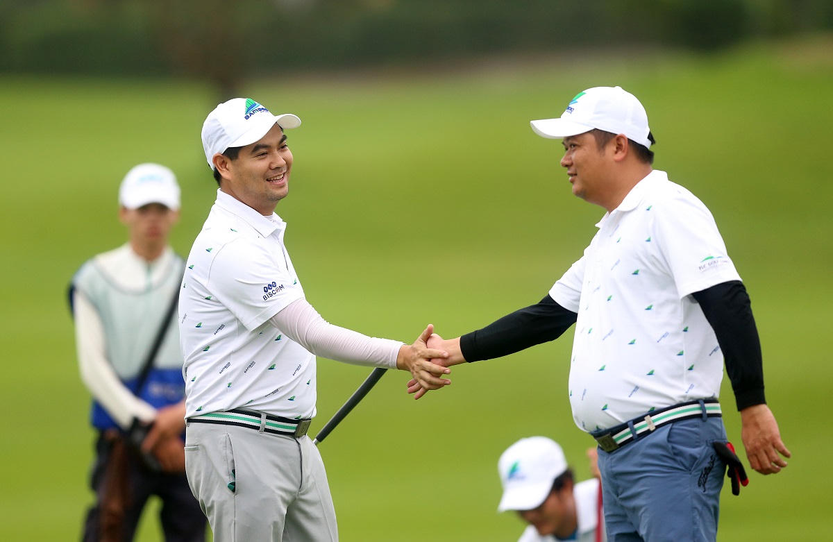 Vượt qua hơn 2000 đối thủ, Golfer Đinh Hồng Phong vô địch Bamboo Airway Summer 2019