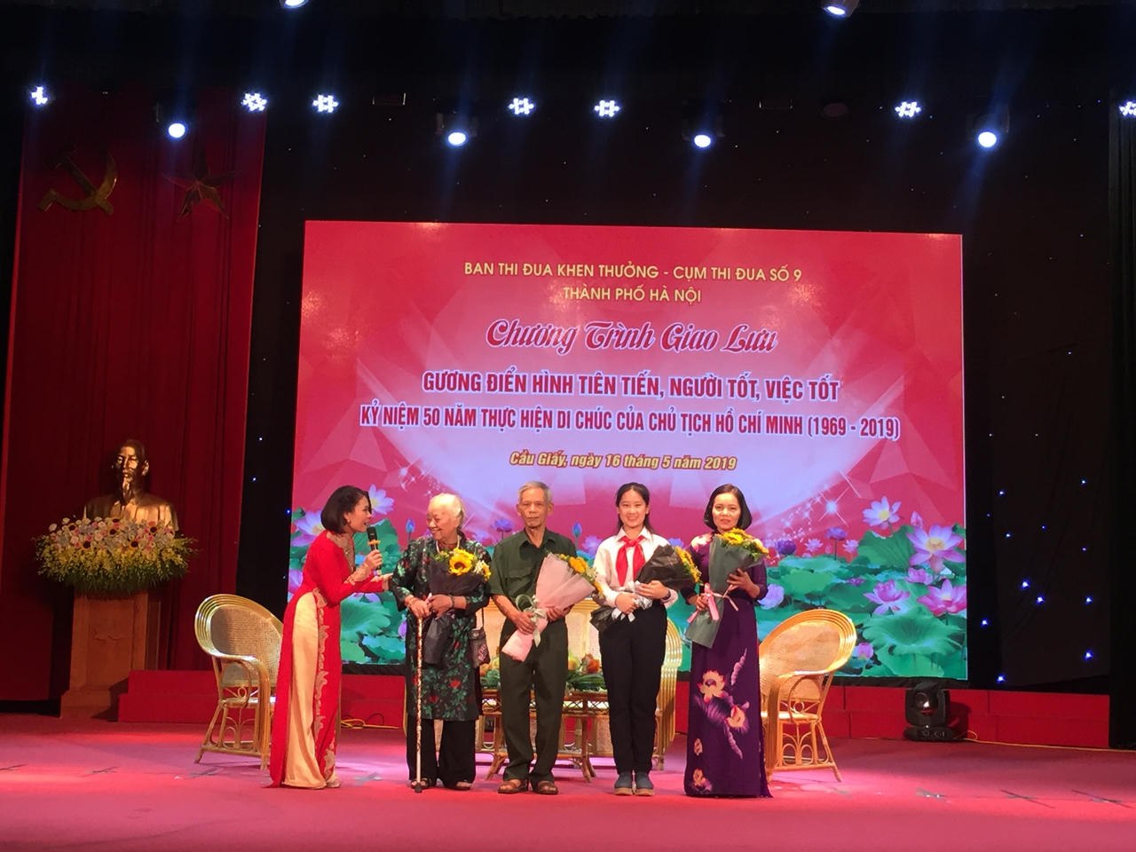 Hà Nội: Tôn vinh gương điển hình người tốt, việc tốt cụm thi đua số 9