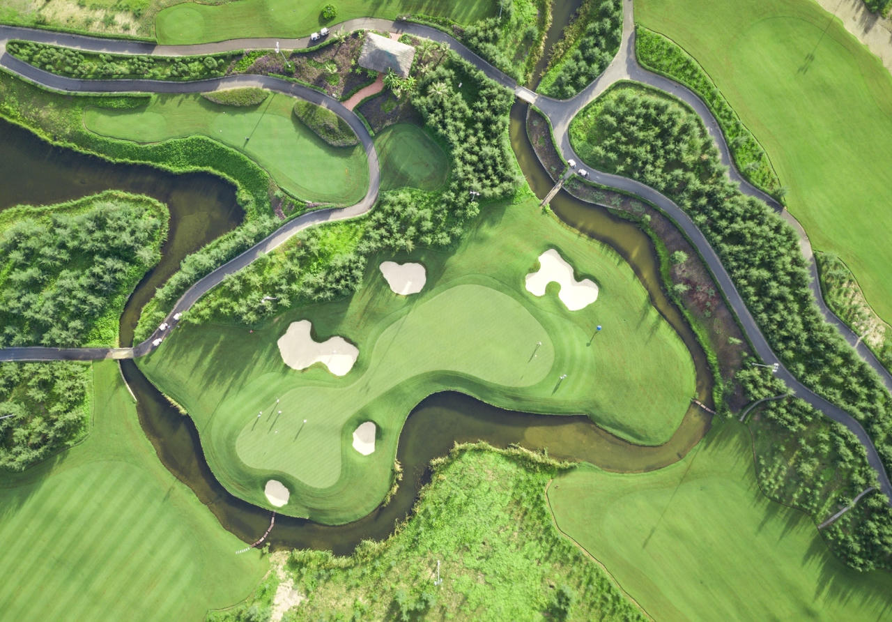 Đại sứ Anh lần đầu chơi Golf tại Việt Nam