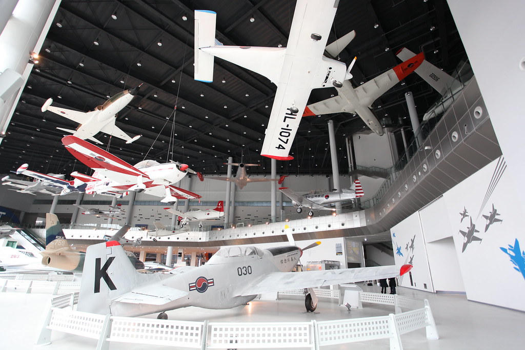 Bay khám phá 3 điều tuyệt vời nhất tại Jeju – Hàn Quốc vào mùa hè này