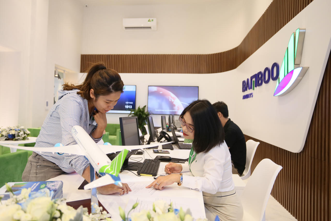 Bamboo Airways chính thức khai trương phòng vé 30 Tràng Tiền
