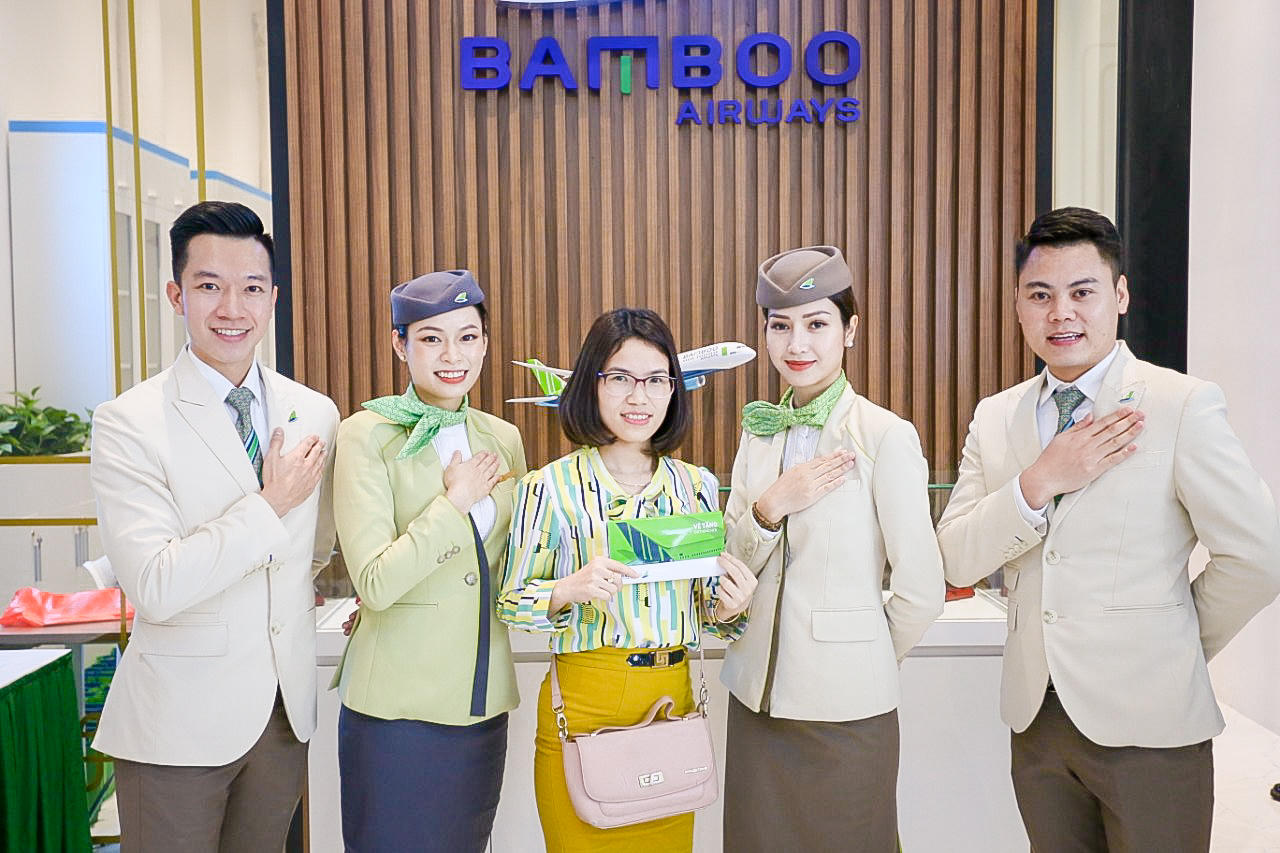 Bamboo Airways chính thức khai trương phòng vé 30 Tràng Tiền