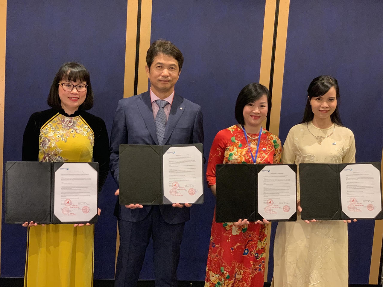 Bamboo Airways kí biên bản ghi nhớ hợp tác với Tỉnh Ibaraki và Fukushima - Nhật Bản