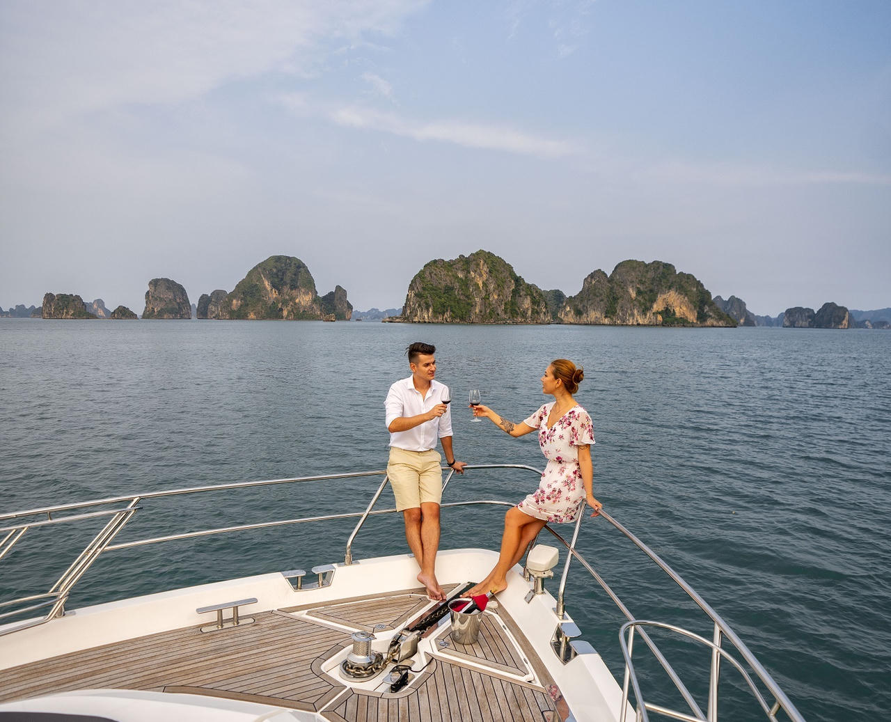 FLC Hạ Long - Thức dậy giữa kỳ quan