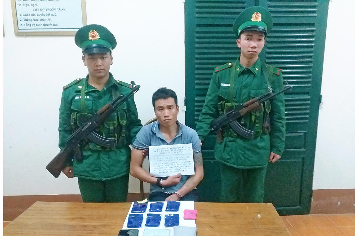 Mua 8000 viên ma túy tổng hợp để bán kiếm lời