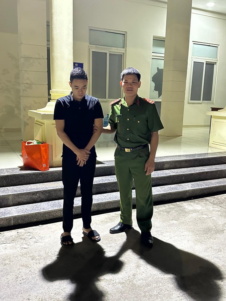 Bắt chủ tiệm cầm đồ ở Vĩnh Phúc cho vay tiền với lãi suất "cắt cổ"