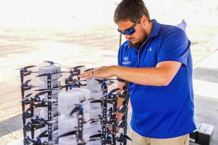 Công nghệ điều khiển 2024 drone đêm 30 ở Hồ Tây có gì đặc biệt?