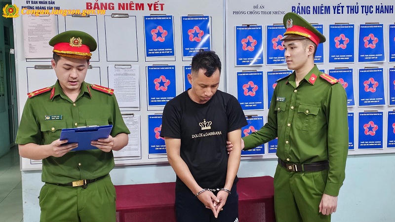 Giám đốc một Trung tâm sát hạch lái xe tham gia đường dây làm giả giấy tờ