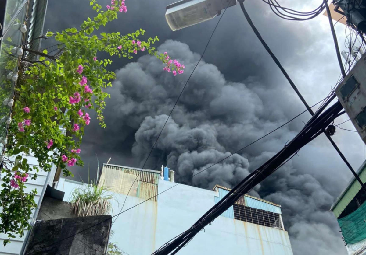 Hà Nội lại cháy lớn trong ngày Rằm tháng 7