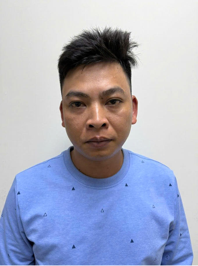 Bắt giữ đối tượng phát tán hàng trăm nghìn tin nhắn nhằm chiếm đoạt dữ liệu cá nhân