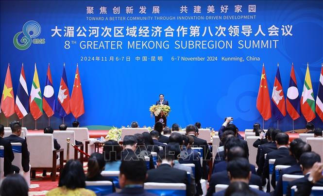 Thủ tướng đề xuất ba nội hàm chính của hành lang kinh tế thế hệ mới tại Hội nghị GMS 8 Mekong mở rộng lần thứ 8
