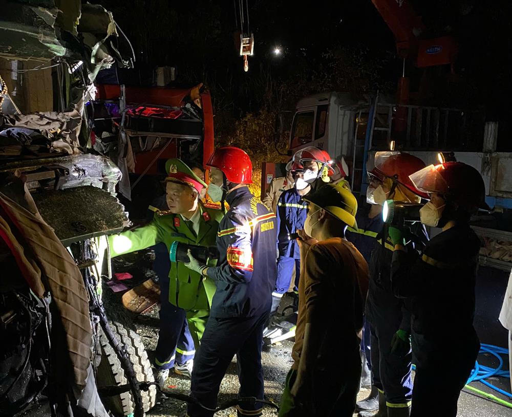 Bộ Công an thông tin sơ bộ nguyên nhân tai nạn khiến 6 người chết ở Sơn La