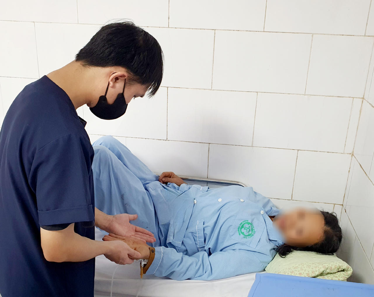 Nhận diện loài nấm khiến 2 người ăn phải cấp cứu tại Bệnh viện Bạch Mai