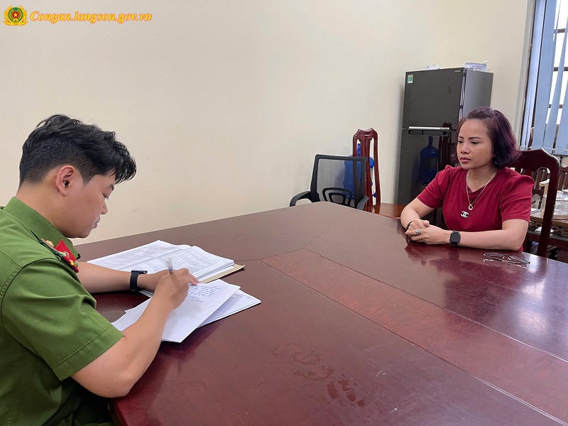 Phát hiện đường dây ép các cô gái trẻ làm phục vụ tại quán karaoke ở Thái Bình, Lạng Sơn