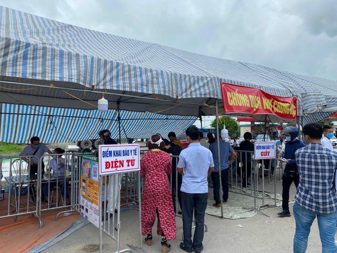 Hải Phòng yêu cầu người dân không ra khỏi nhà sau 22h, không cử cán bộ đi công tác Hà Nội