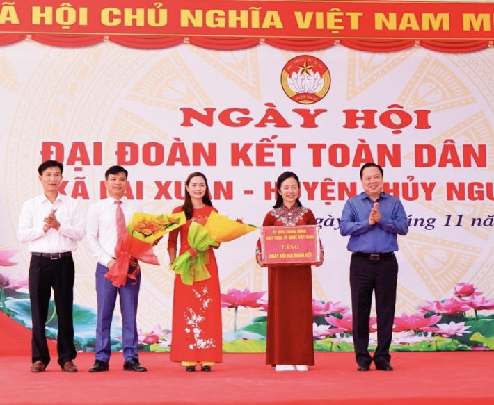 Hải Phòng: Tưng bừng Ngày hội Đại đoàn kết tại xã Lại Xuân, huyện Thuỷ Nguyên