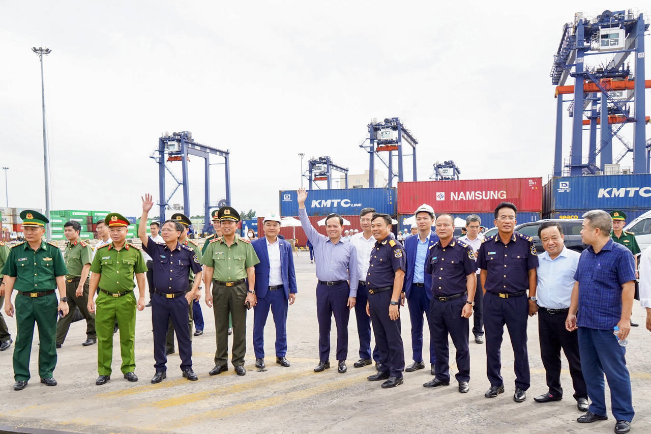 'Không lơ là, chủ quan trong công tác chống buôn lậu, gian lận thương mại trên địa bàn TP Hải Phòng'