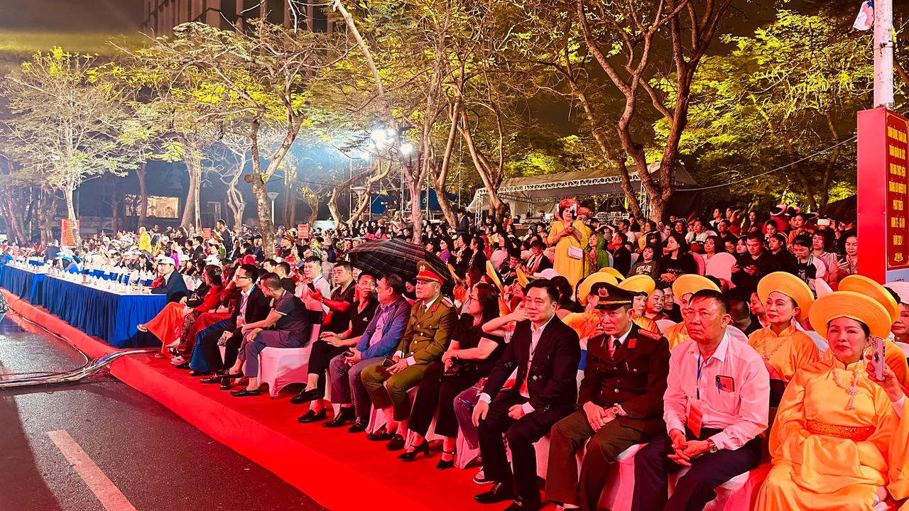 Tưng bừng khai mạc Lễ hội Nữ tướng Lê Chân 