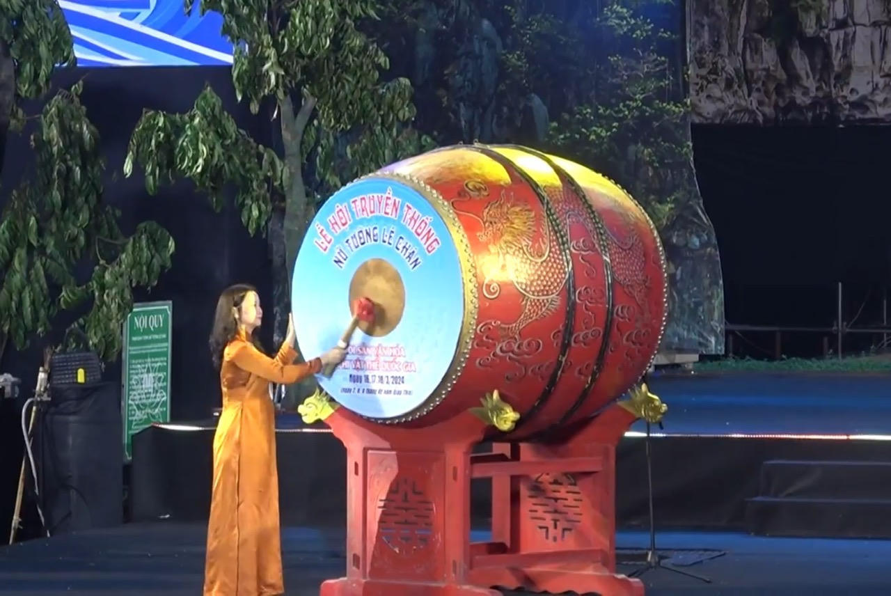 Tưng bừng khai mạc Lễ hội Nữ tướng Lê Chân 