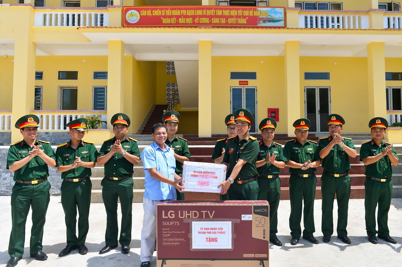 Có một hành trình Bạch Long Vỹ 