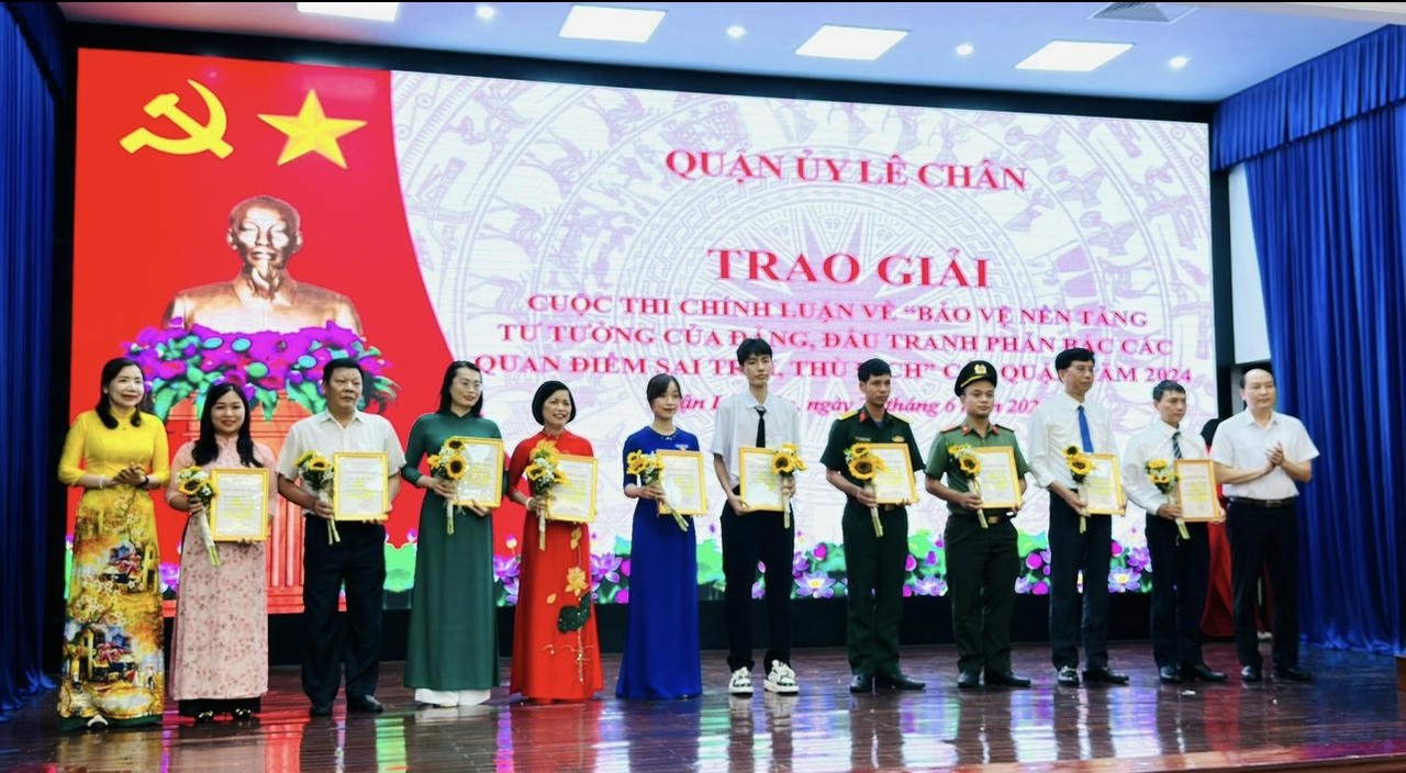 Hải Phòng trao giải Cuộc thi chính luận về bảo vệ nền tảng tư tưởng của Đảng 