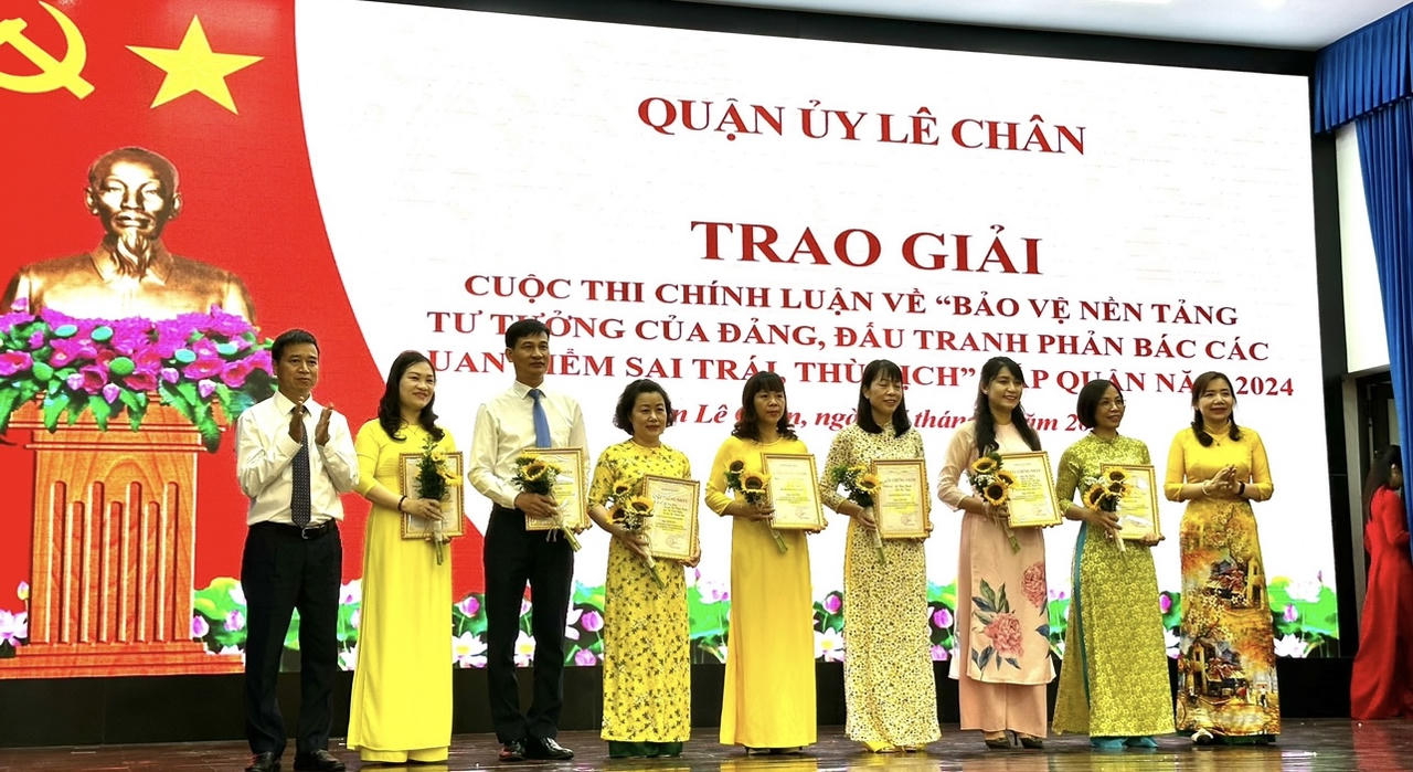 Hải Phòng trao giải Cuộc thi chính luận về bảo vệ nền tảng tư tưởng của Đảng 