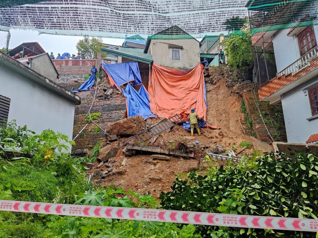 Quảng Ninh: Khắc phục hậu quả do bão số 2 gây ra 