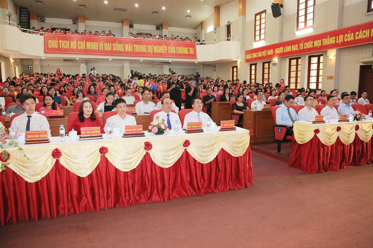 Trường THCS Trần Phú Hải Phòng: Nâng bước khát vọng