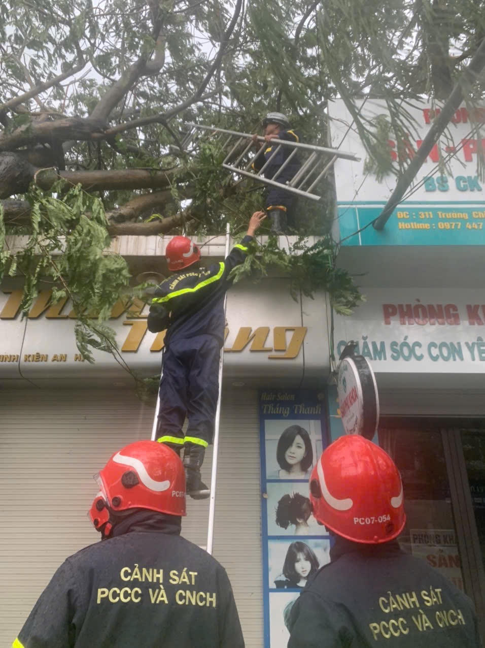 Công an thành phố Hải Phòng tập trung lực lượng khắc phục sau bão số 3 