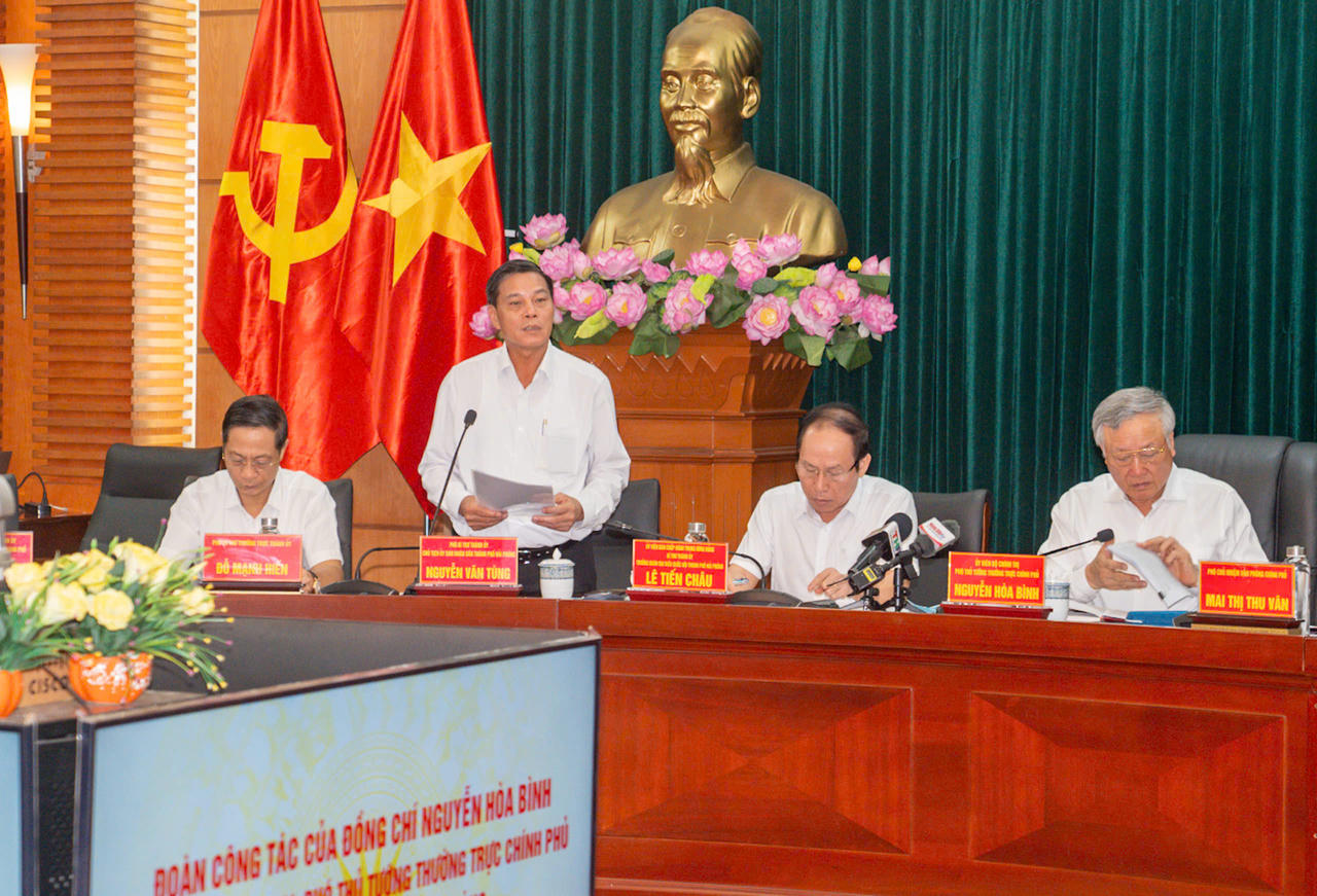 Phó Thủ tướng Thường trực Nguyễn Hòa Bình làm việc với lãnh đạo TP Hải Phòng 