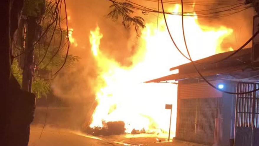 Cháy tại khu chợ đêm ở TP Hải Phòng