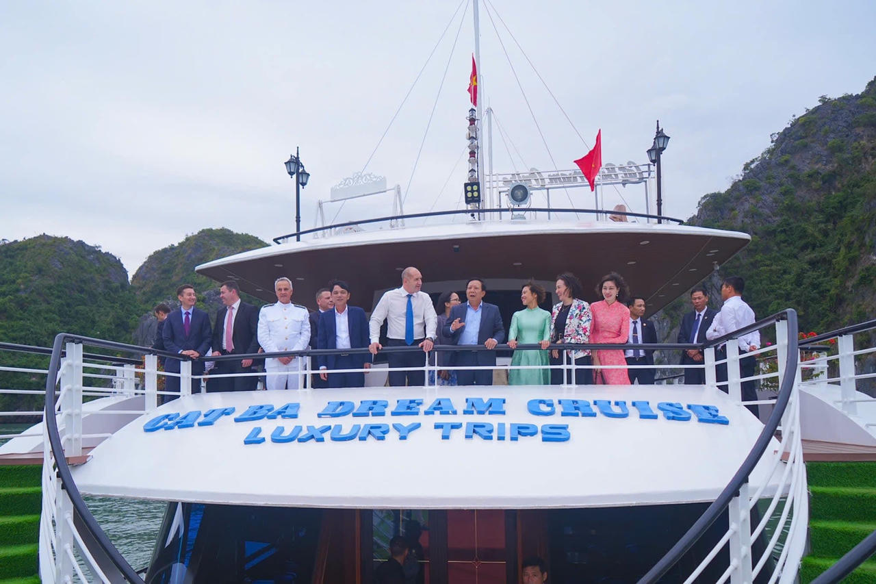 Tổng thống Cộng hòa Bulgaria Rumen Radev thăm thành phố Hải Phòng