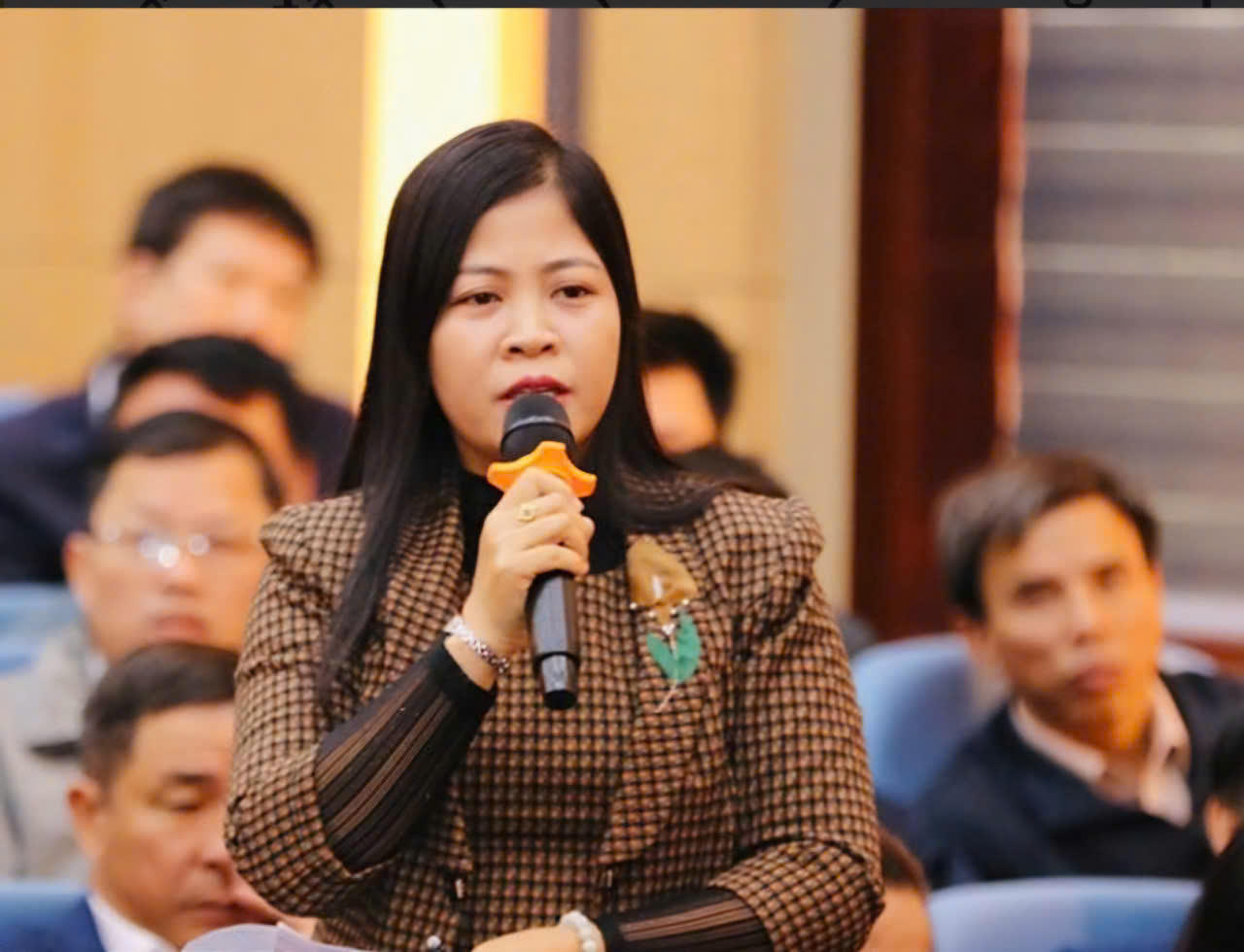 Chủ tịch UBND tỉnh Ninh Bình đối thoại với nông dân