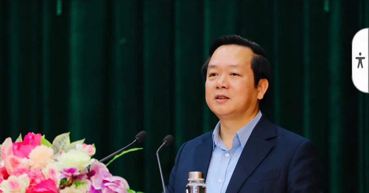 Chủ tịch UBND tỉnh Ninh Bình đối thoại với nông dân