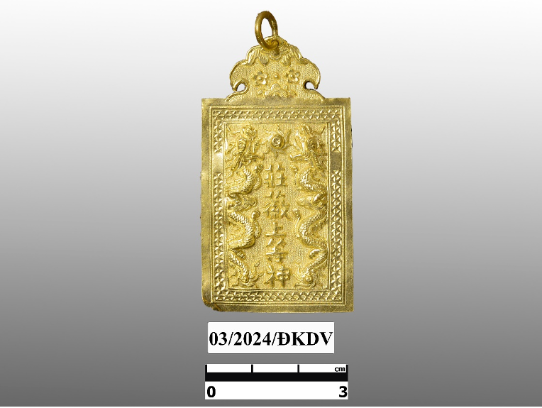 Bộ kim phẩm cung tiến Thánh mẫu Lê Chân được công nhận Bảo vật quốc gia