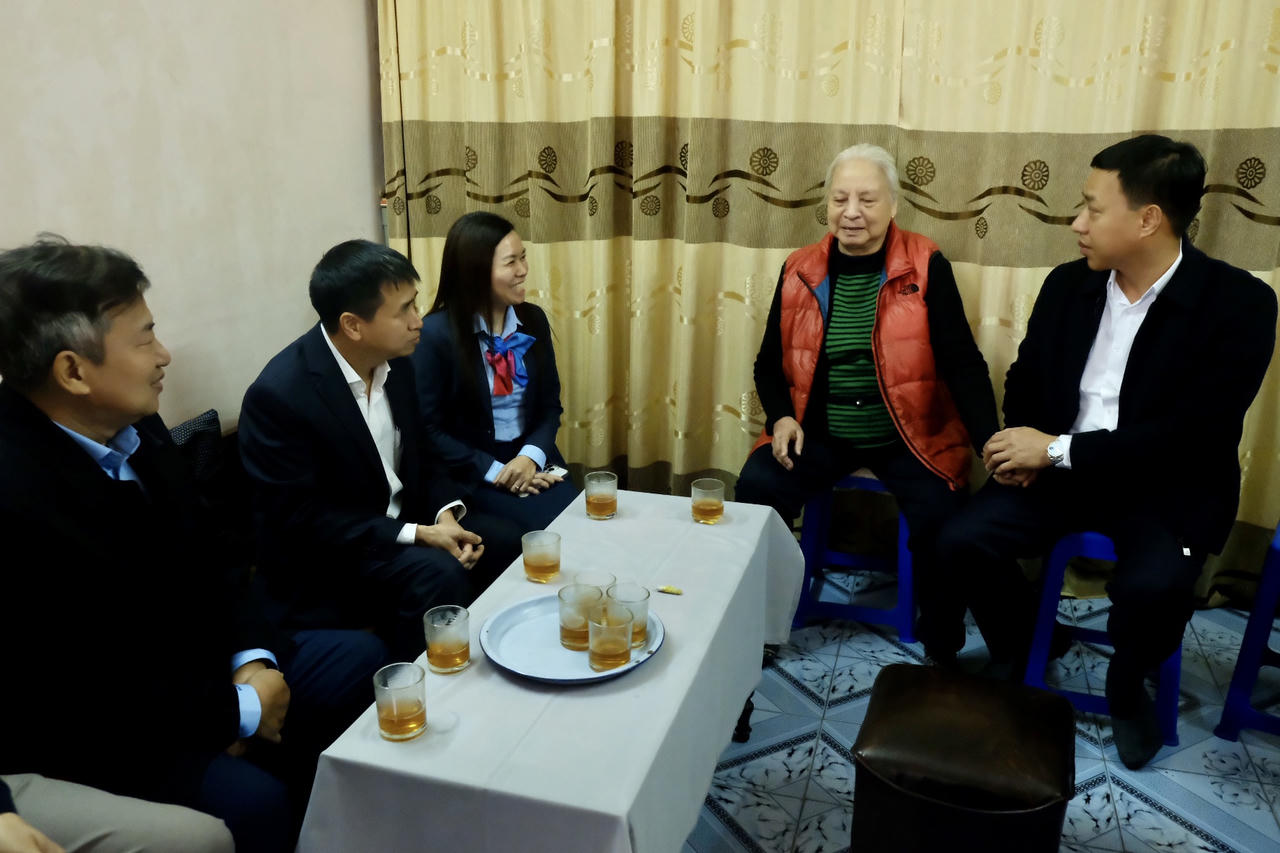 Quận Lê Chân (Hải Phòng) hỗ trợ đảng viên không có lương hưu, trợ cấp xã hội 