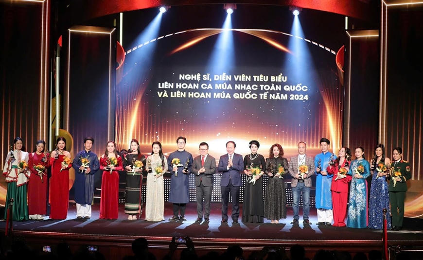 Vinh danh nghệ sĩ, diễn viên tiêu biểu năm 2024