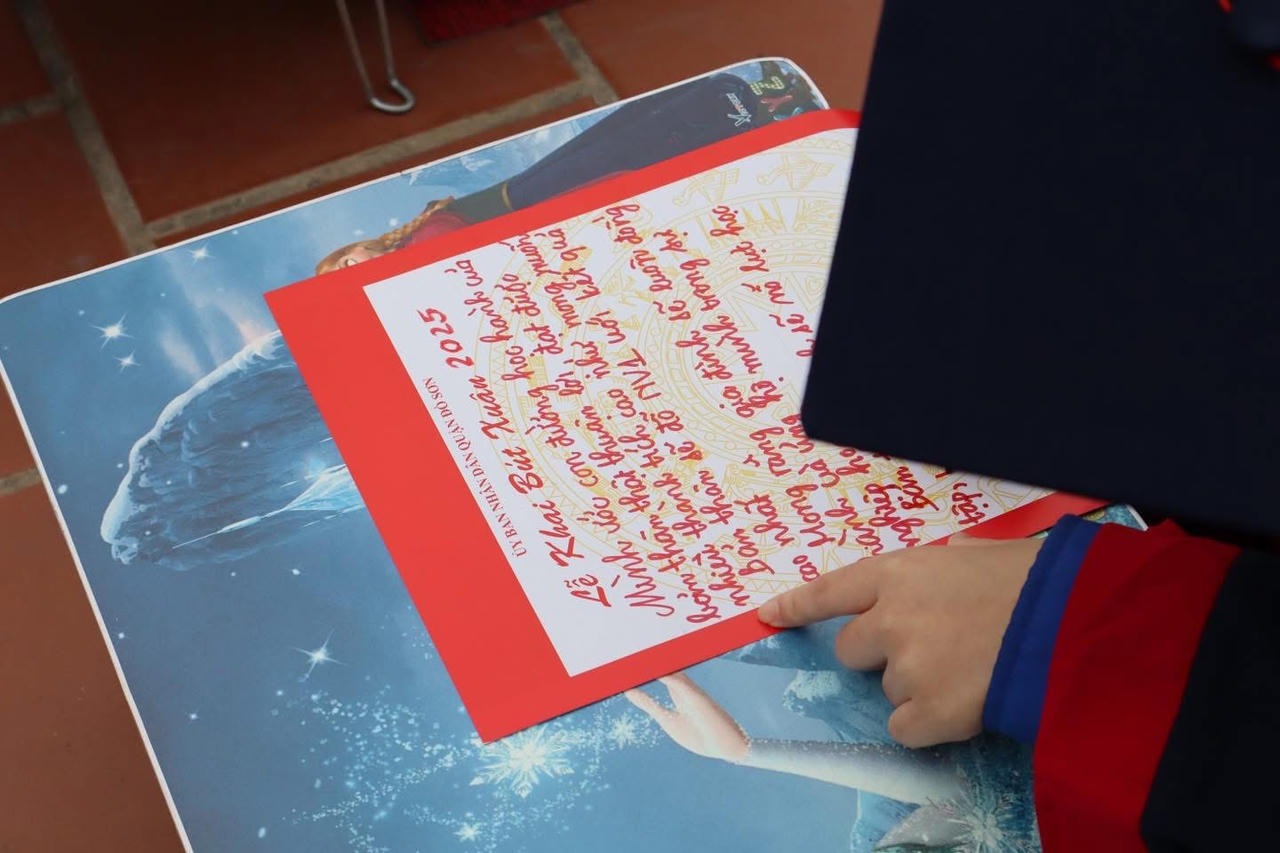 Tưng bừng Lễ khai bút đầu xuân tại Hải Phòng