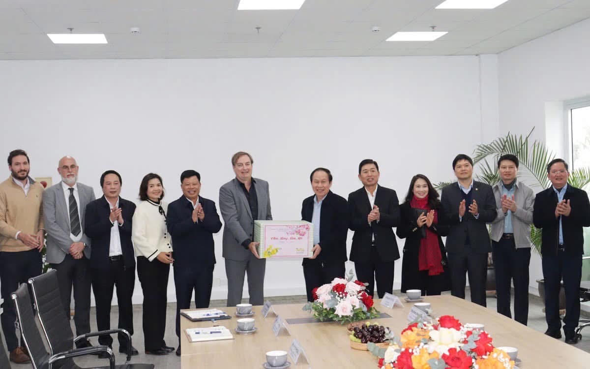 Bí thư Thành ủy Hải Phòng thăm, động viên các doanh nghiệp nhân dịp đầu xuân