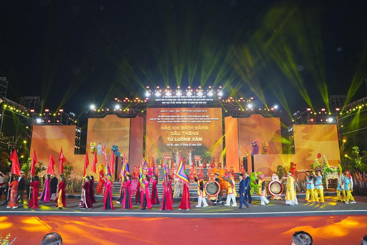 Phó Thủ tướng Lê Thành Long dự lễ đón nhận Bằng xếp hạng di tích quốc gia đặc biệt Cụm di tích Từ Lương Xâm