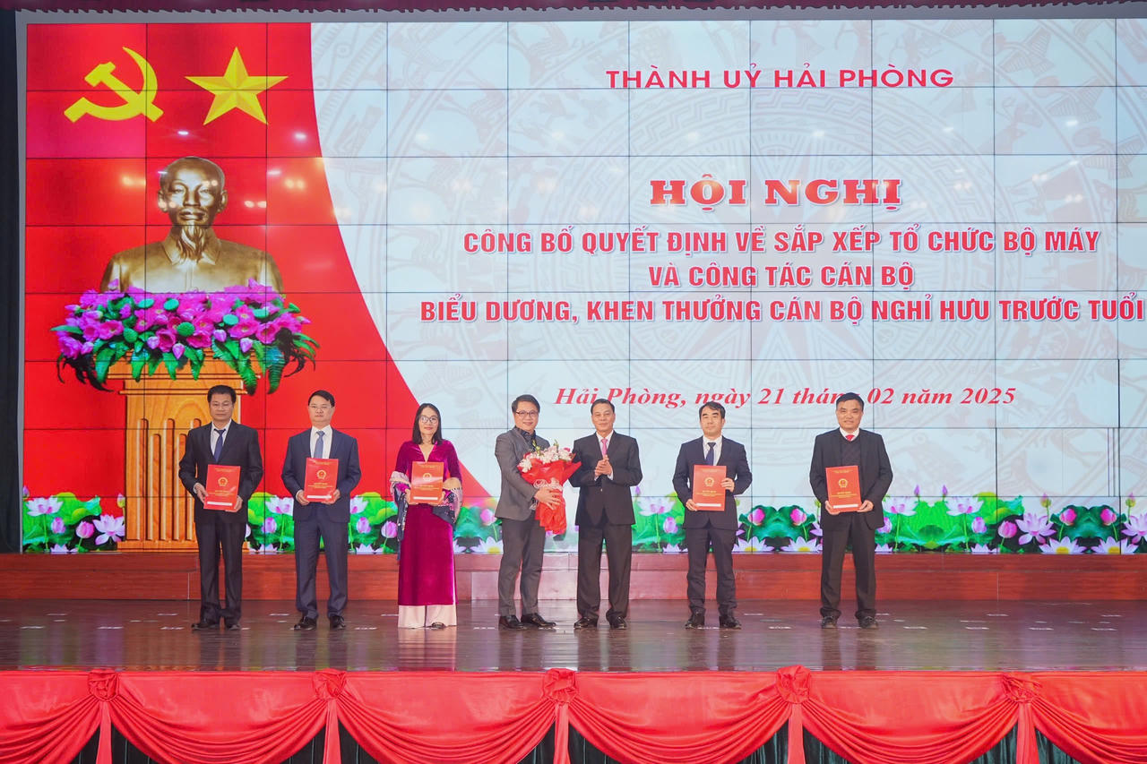 Hải Phòng công bố quyết định thành lập 6 sở mới, bổ nhiệm lãnh đạo chủ chốt